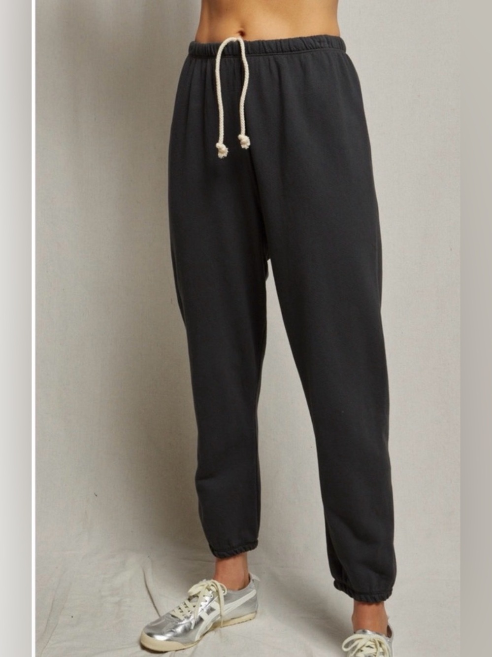 perfectwhitetee Johnny sweatpants true black size small